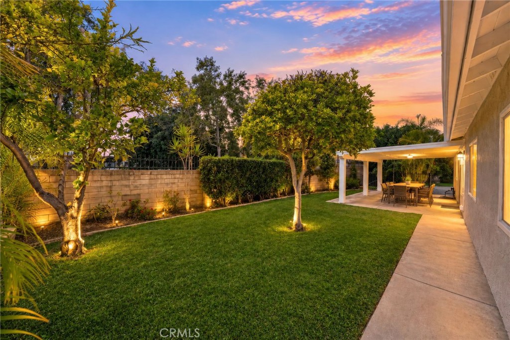1453 Post Fullerton, CA 92833 - Photo 3 of 54