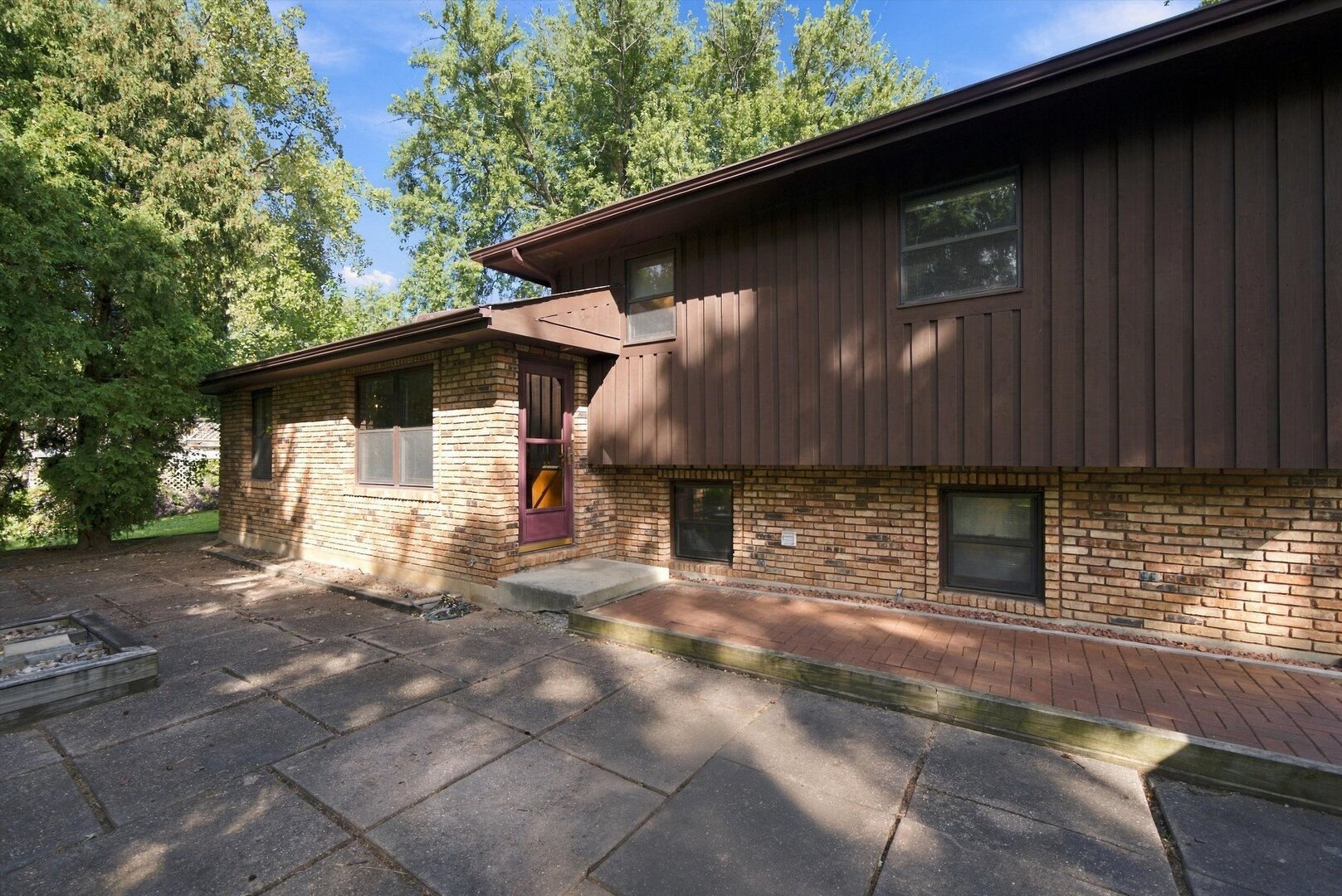 11S534 Lemont Road Lemont, IL 60439 - Photo 30 of 42 Gallery Image 30