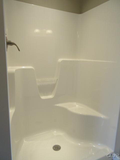 5545 Limeport Road Emmaus, PA 18049 - Photo 19 of 41 Gallery Image 19