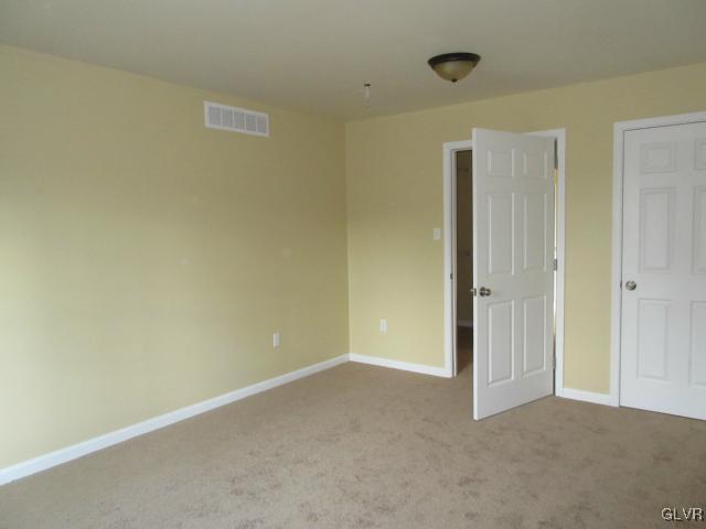 5545 Limeport Road Emmaus, PA 18049 - Photo 20 of 41 Gallery Image 20