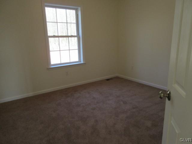 5545 Limeport Road Emmaus, PA 18049 - Photo 27 of 41 Gallery Image 27