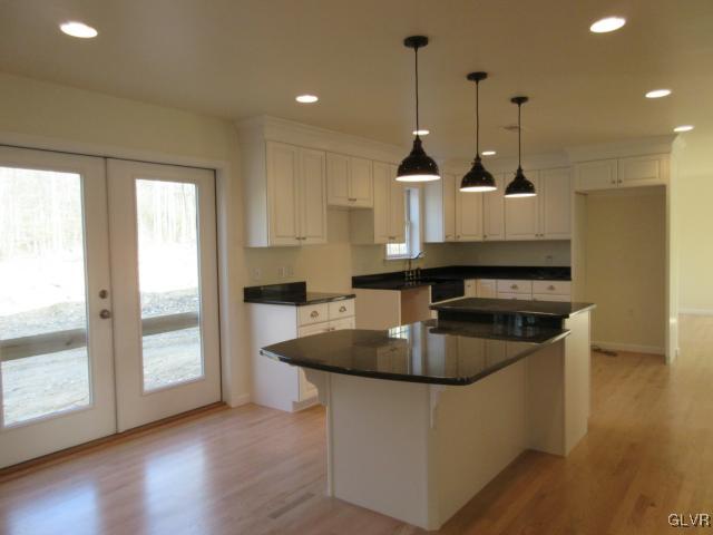 5545 Limeport Road Emmaus, PA 18049 - Photo 7 of 41 Gallery Image 7