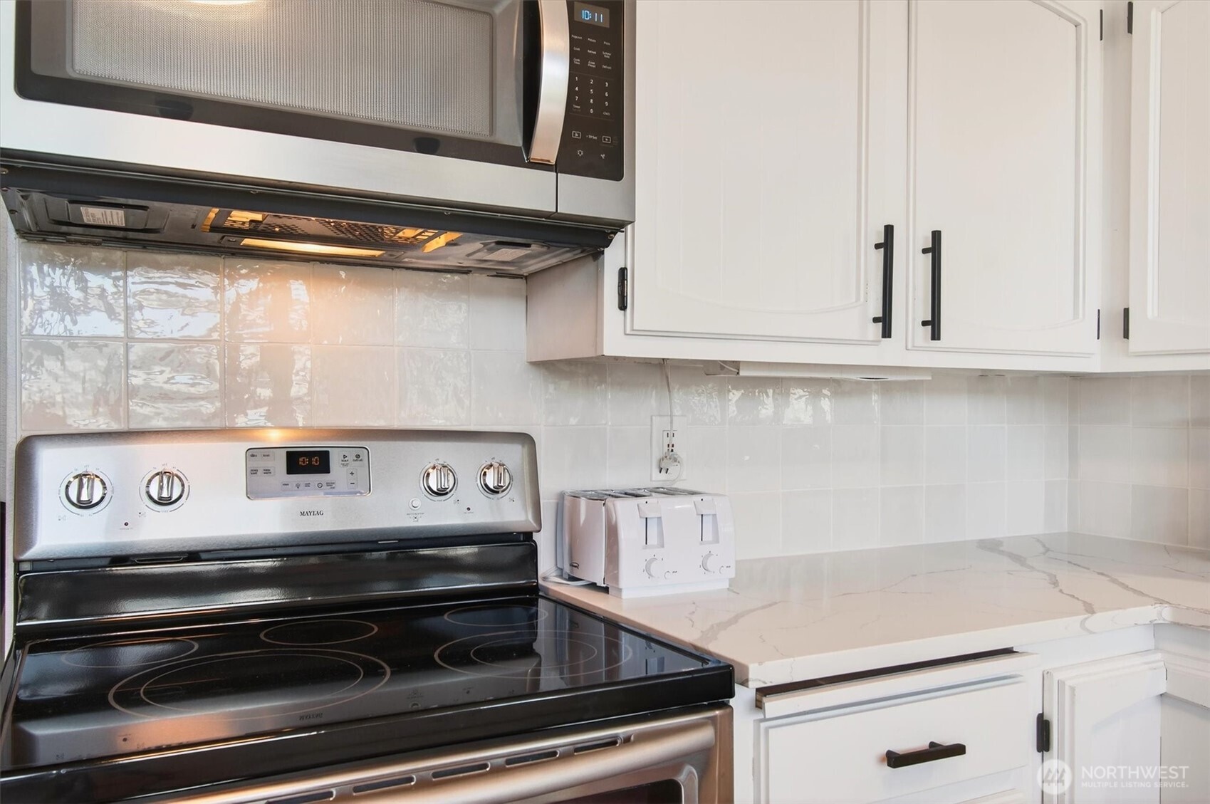 301 West Sunny Sands Road Cathlamet, WA 98612 - Photo 25 of 39