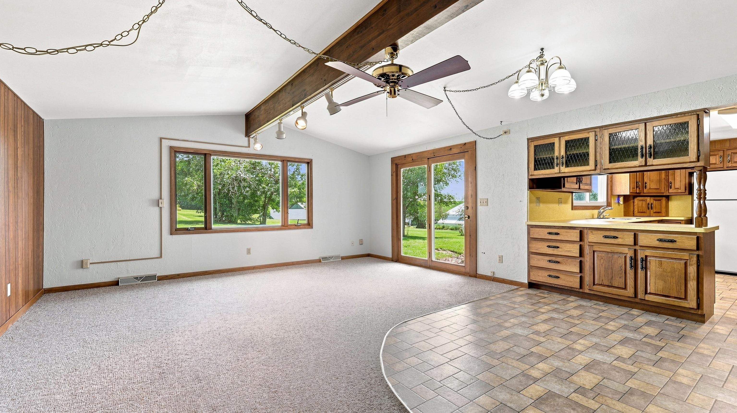 6058 Highway 23 Shullsburg, WI 53586 - Photo 4 of 34 Gallery Image 4