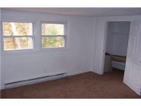 137 Brookdale Road, Unit 5 Salem, NH 03079 - Photo 5 of 8 Gallery Image 5