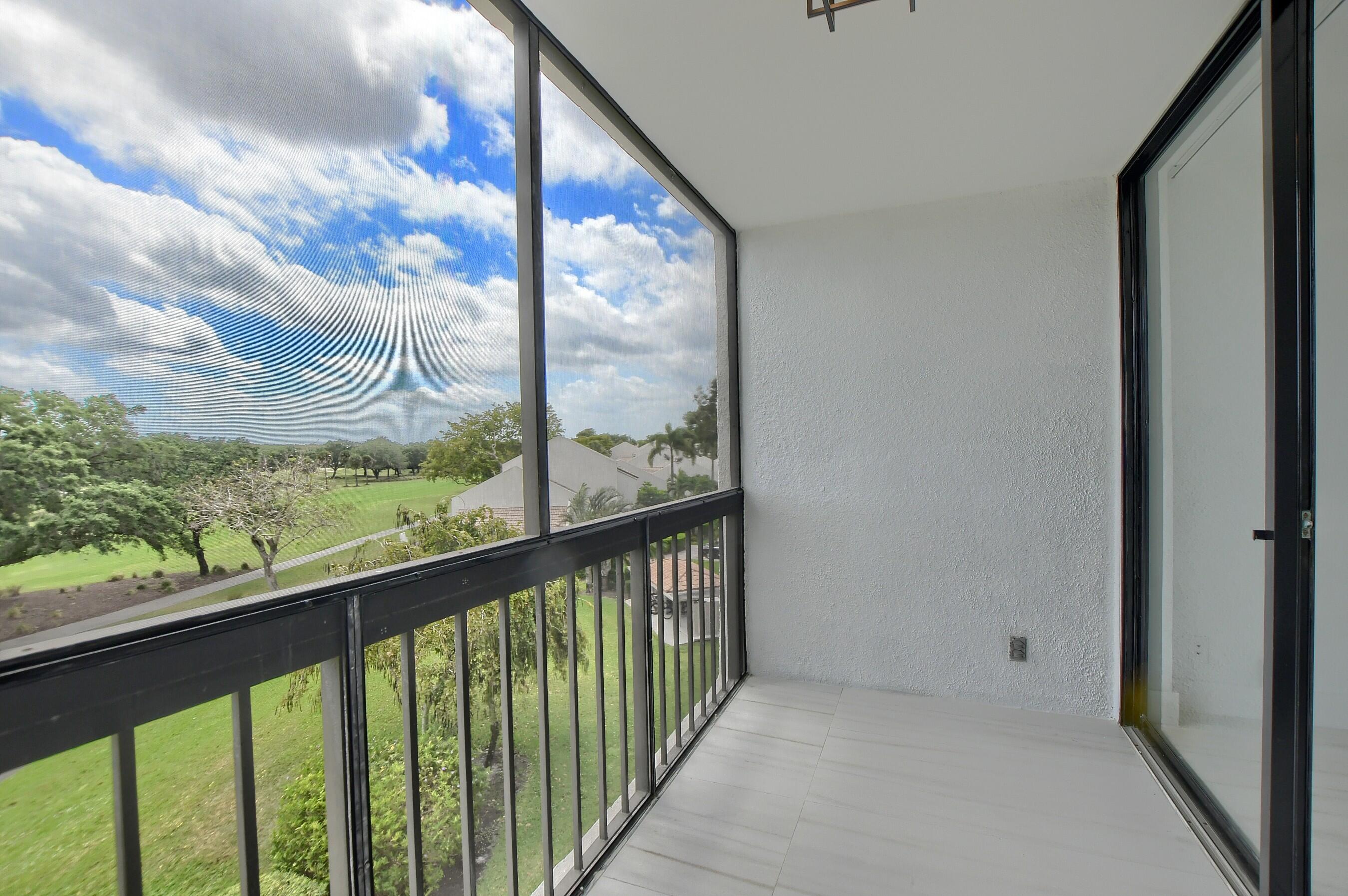 1946 Bridgewood Drive, Unit 1946 Boca Raton, FL 33434 - Photo 11 of 42 23_ebf_9612-hdr(5)