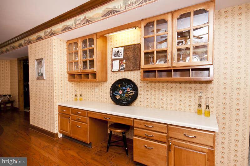 9014 Satyr Hill Road Baltimore, MD 21234 - Photo 8 of 28 Maple Cabs-enhanced w/glass fronts