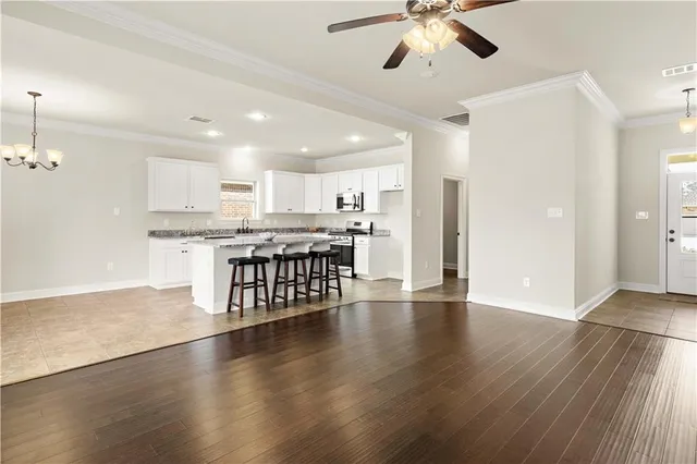 $315,000 | 2492 Dixie Drive, Covington, LA 70435