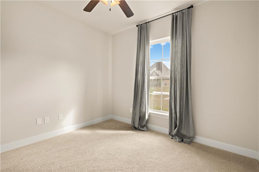 2492 Dixie Drive Covington, LA 70435 - Photo 9 of 16