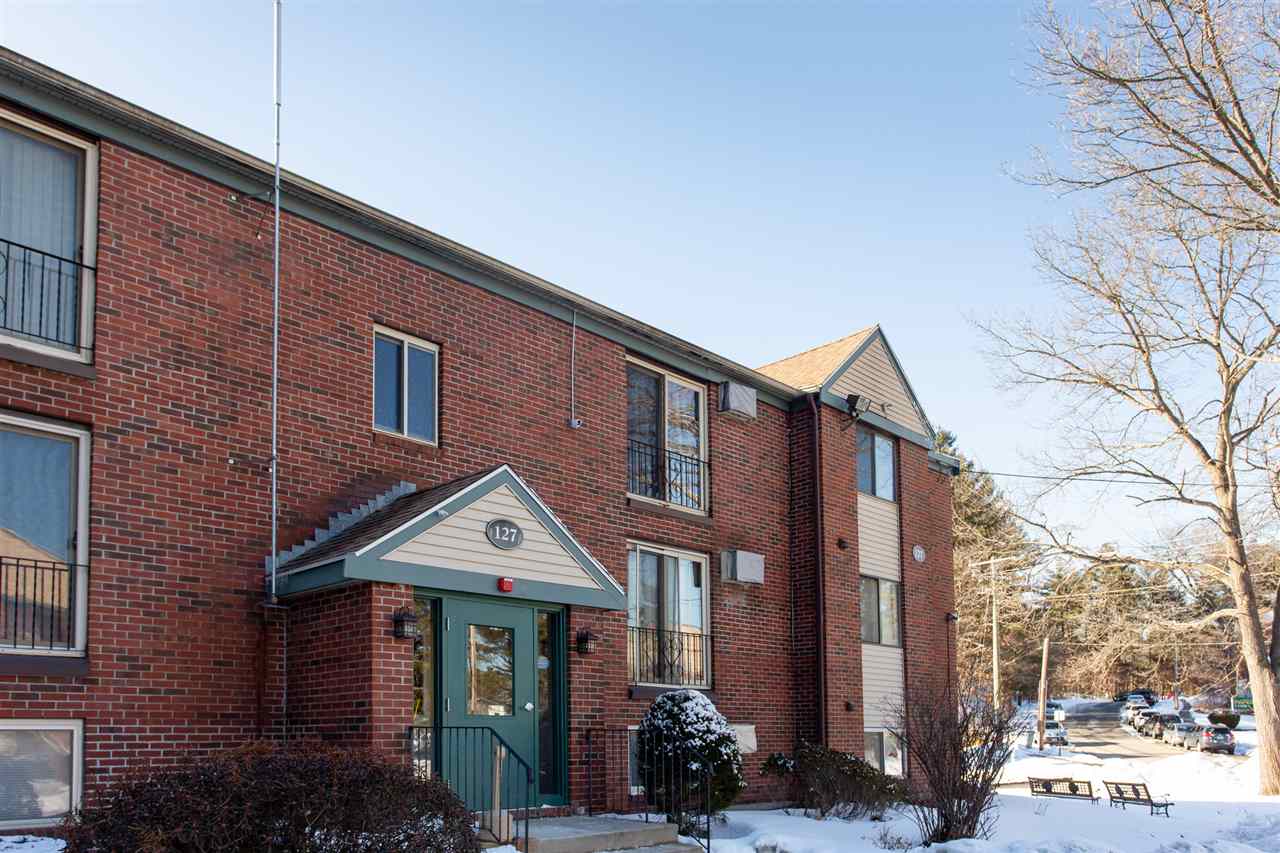131 English Village Road, Unit 203 Manchester, NH 03102 - Photo 3 of 21