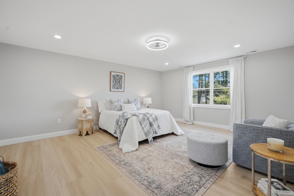 212 Montgomery Road Westfield, MA 01085 - Photo 17 of 37