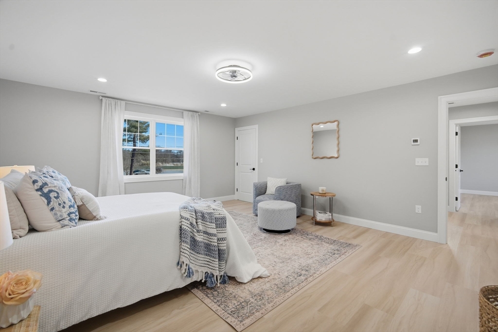 212 Montgomery Road Westfield, MA 01085 - Photo 19 of 37