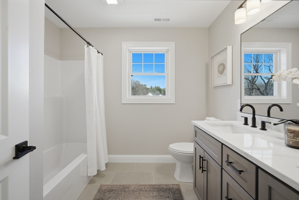 212 Montgomery Road Westfield, MA 01085 - Photo 32 of 37