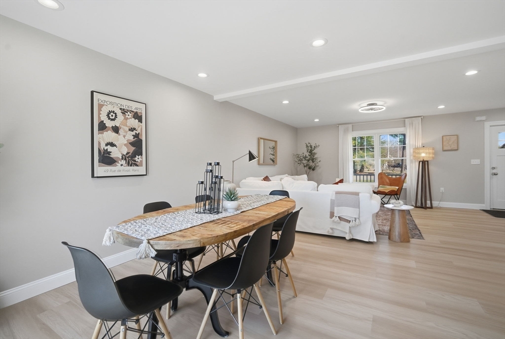 212 Montgomery Road Westfield, MA 01085 - Photo 10 of 37