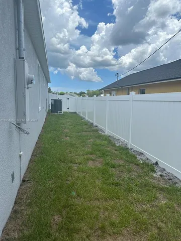 $3,000 | 4650 Southwest Quezon Street, Port St. Lucie, FL 34953