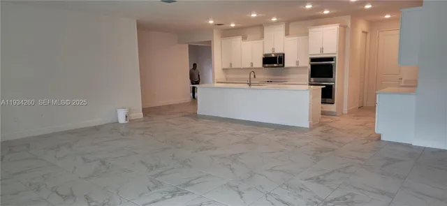 $3,000 | 4650 Southwest Quezon Street, Port St. Lucie, FL 34953