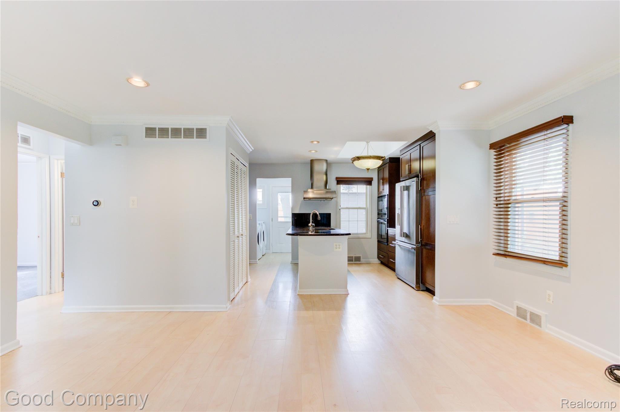 217 Stratford Road Ferndale, MI 48220 - Photo 6 of 43 217 Stratford Rd.-03