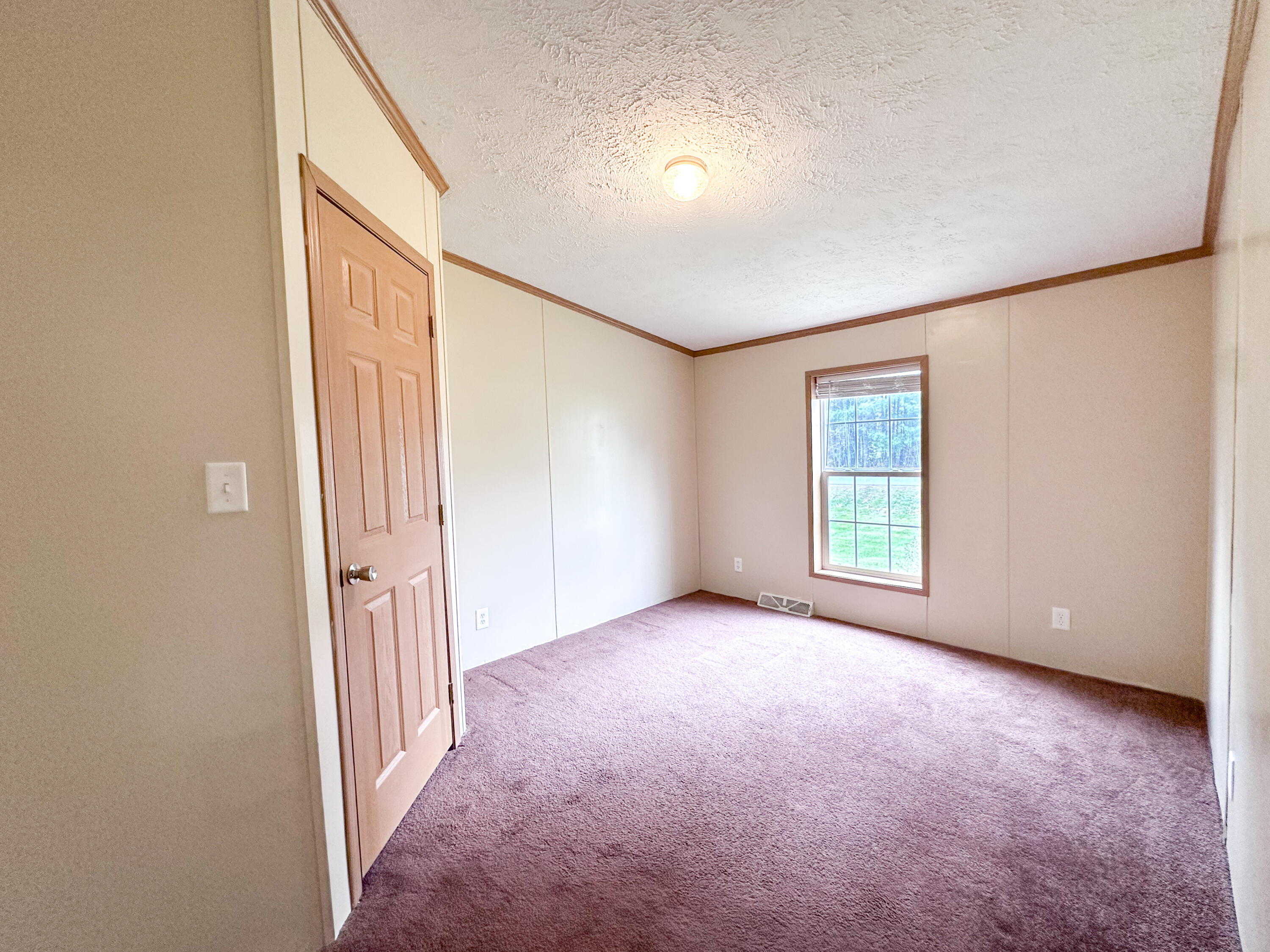198 Fox Farm Road Plattsburgh, NY 12901 - Photo 21 of 32 Gallery Image 21