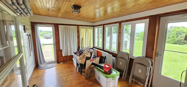 $450,000 | 315 7 Mile Ferry Road, Cunningham, TN 37052