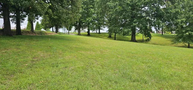 $450,000 | 315 7 Mile Ferry Road, Cunningham, TN 37052