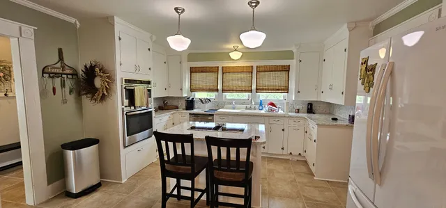 $450,000 | 315 7 Mile Ferry Road, Cunningham, TN 37052