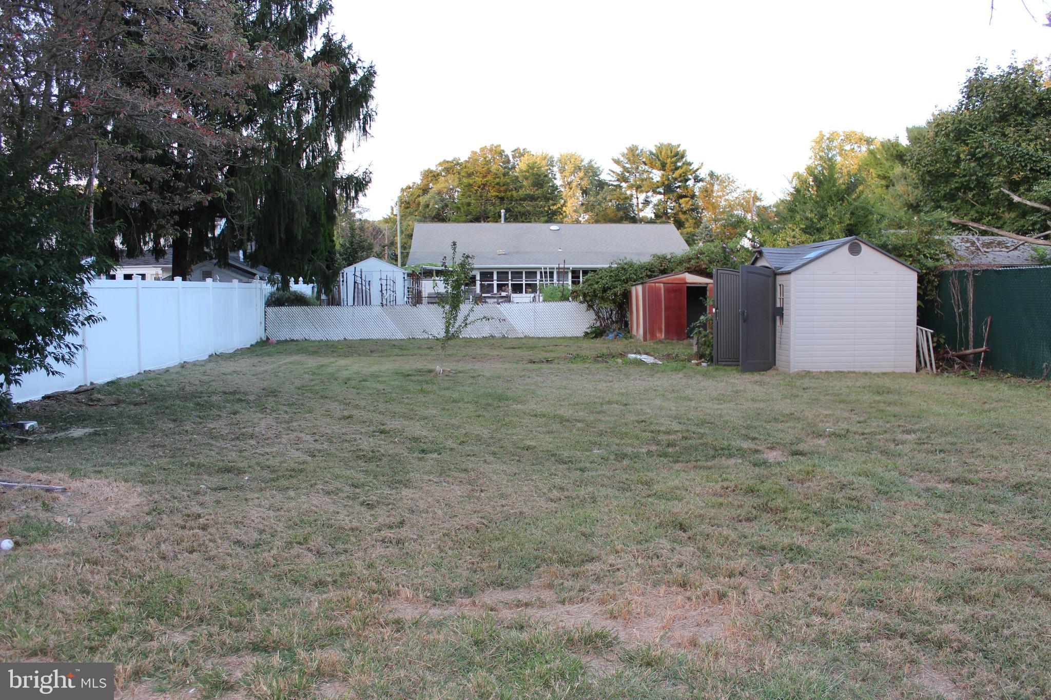 413 Dickinson Road Glassboro, NJ 08028 - Photo 4 of 16 a view of a outdoor space