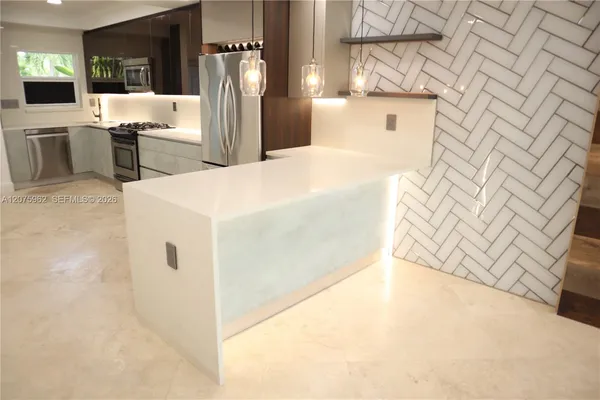 $3,200 | 13105 Ixora Court, Unit 112, North Miami, FL 33181