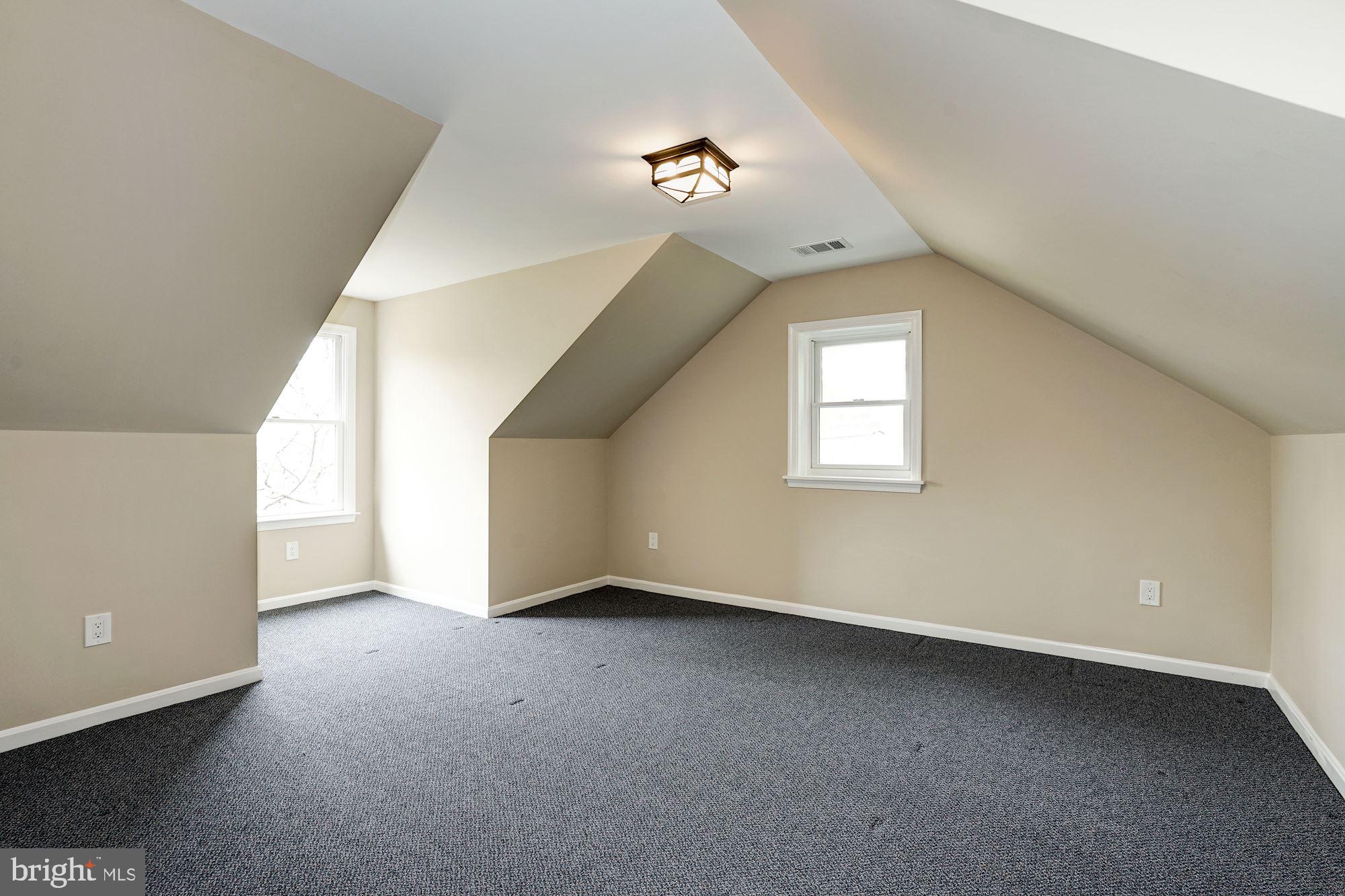 4739 Berkeley Terrace Northwest Washington, DC 20007 - Photo 20 of 33