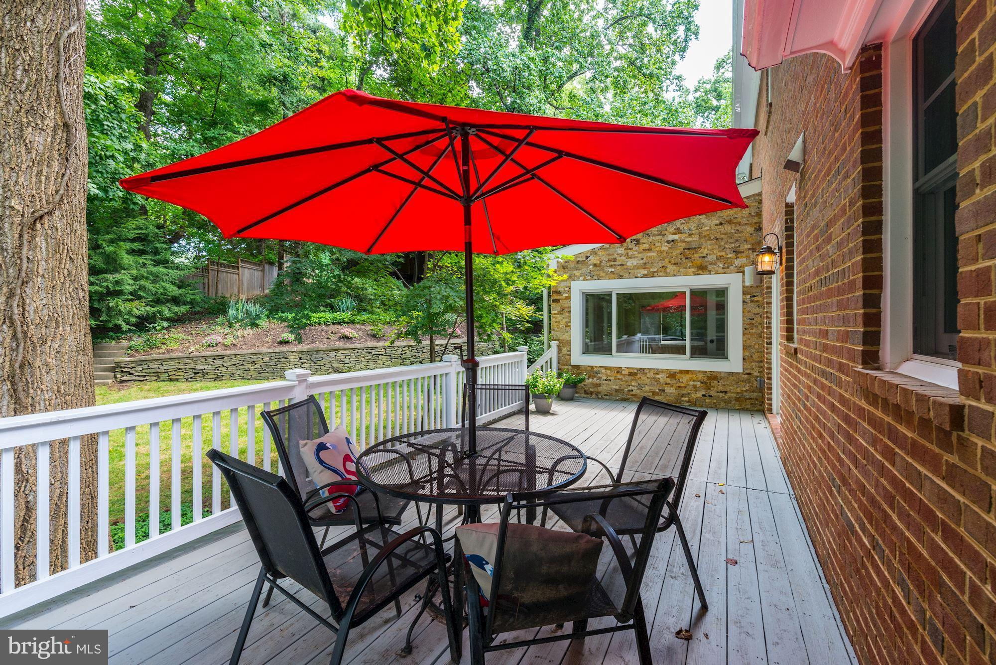 4739 Berkeley Terrace Northwest Washington, DC 20007 - Photo 3 of 33