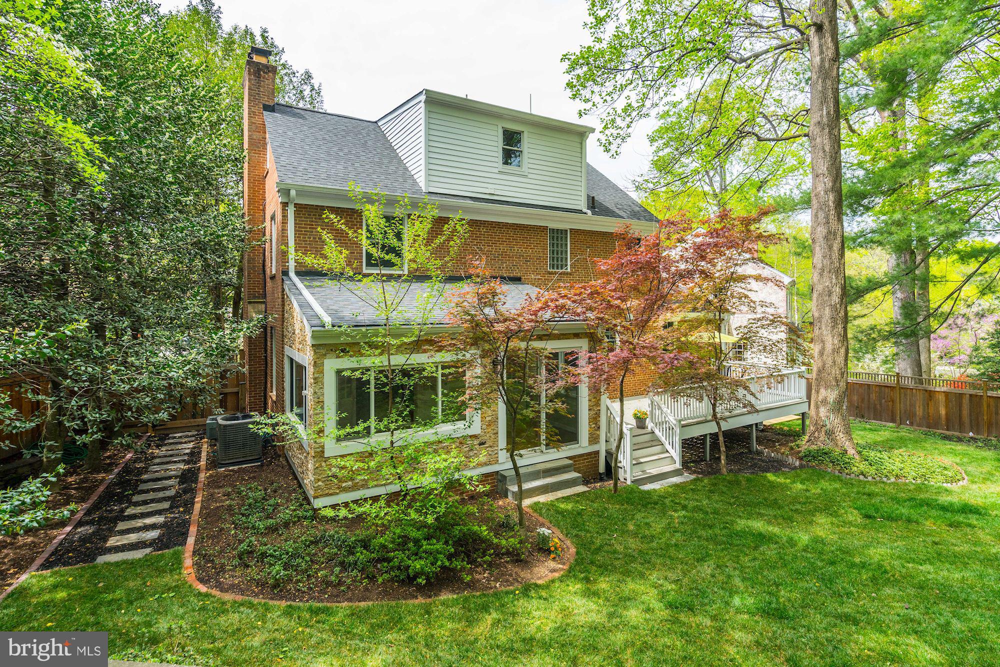 4739 Berkeley Terrace Northwest Washington, DC 20007 - Photo 29 of 33