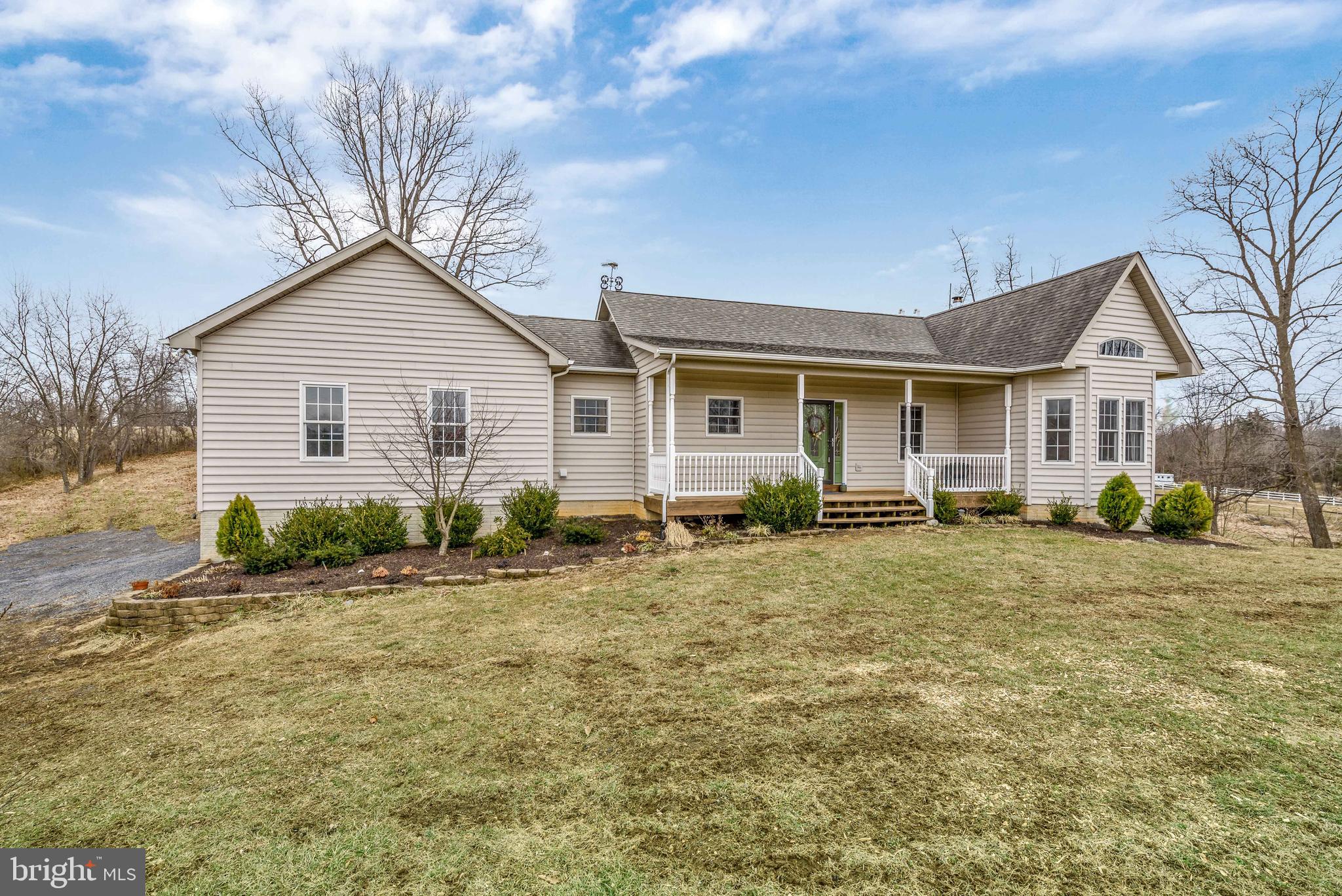 Beautiful Ranch Home! Welcome Home!