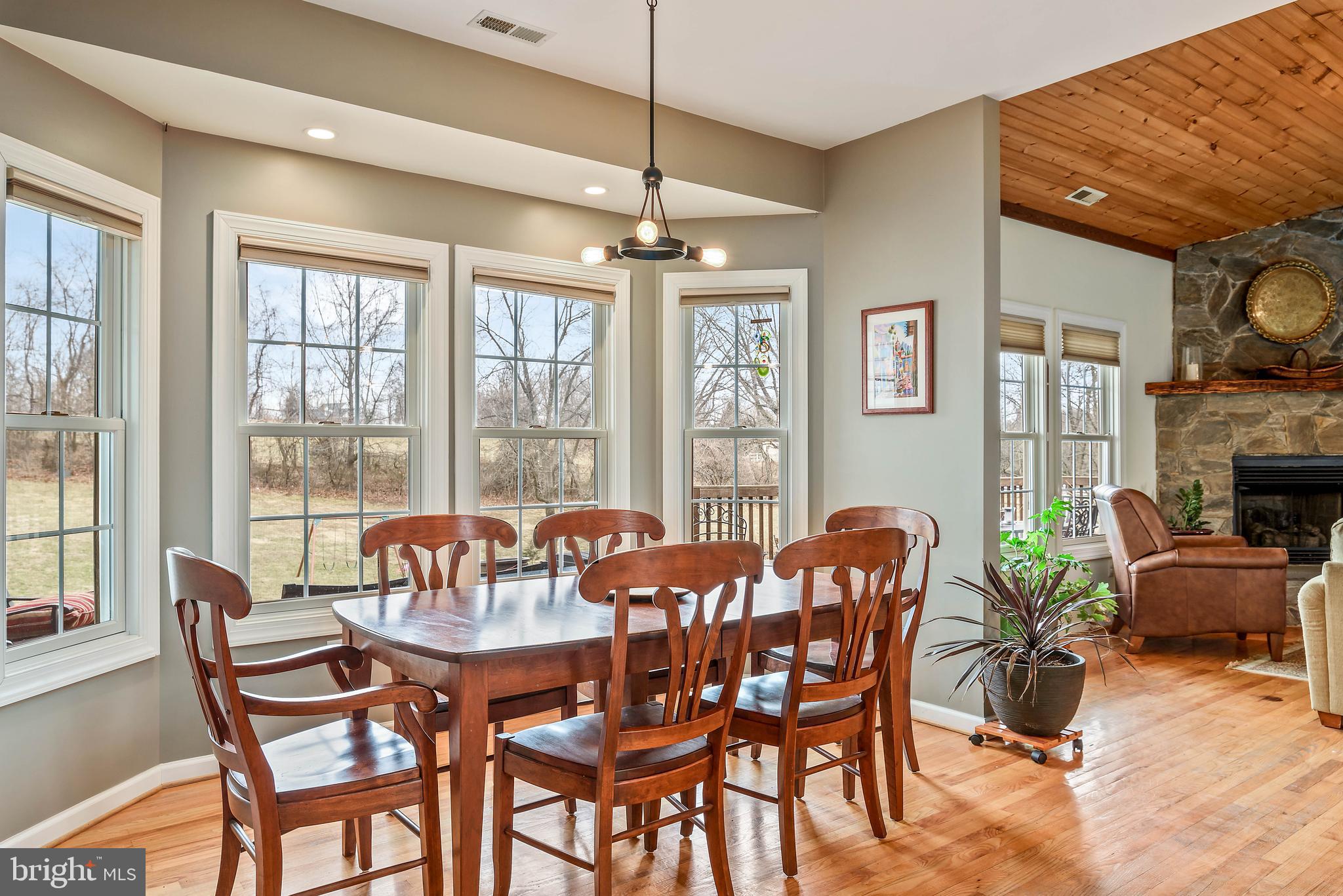 745 Germany Road Stephens City, VA 22655 - Photo 11 of 34 Kitchen /dining area