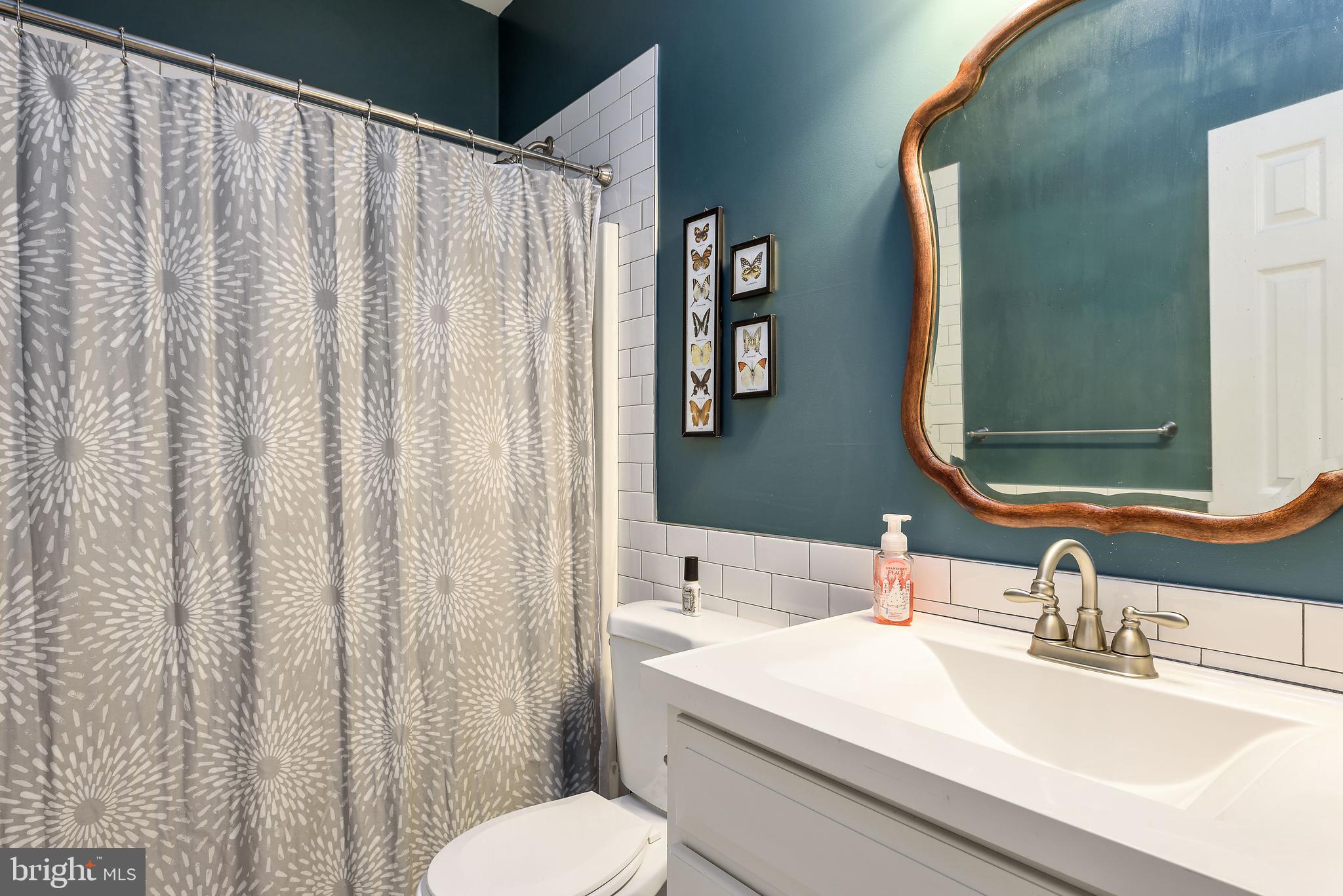 745 Germany Road Stephens City, VA 22655 - Photo 17 of 34 Full Bathroom 1