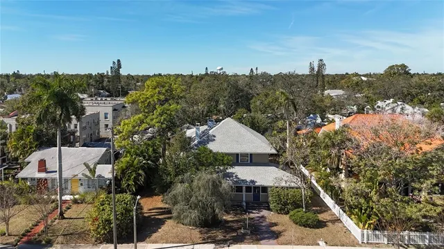 $597,000 | 610 19th Street West, Bradenton, FL 34205