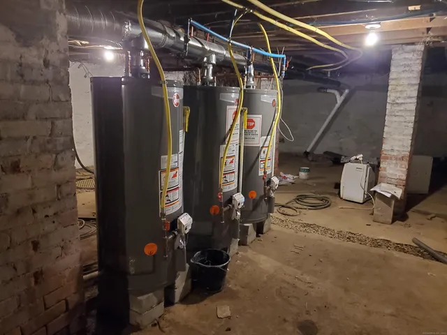 $470,000 | 50 Beacon Street, Waterbury, CT 06704