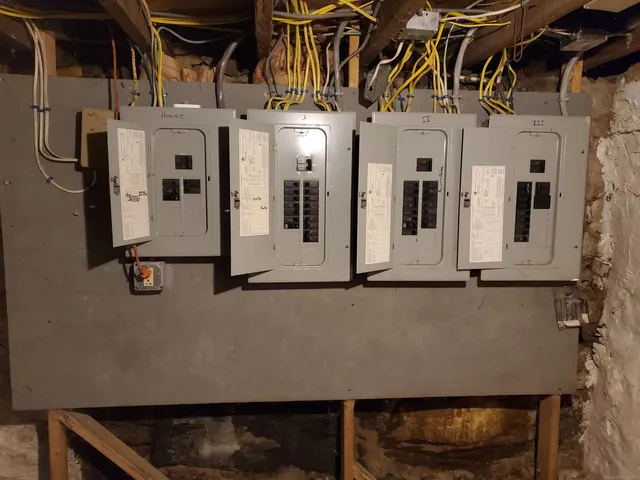 $470,000 | 50 Beacon Street, Waterbury, CT 06704