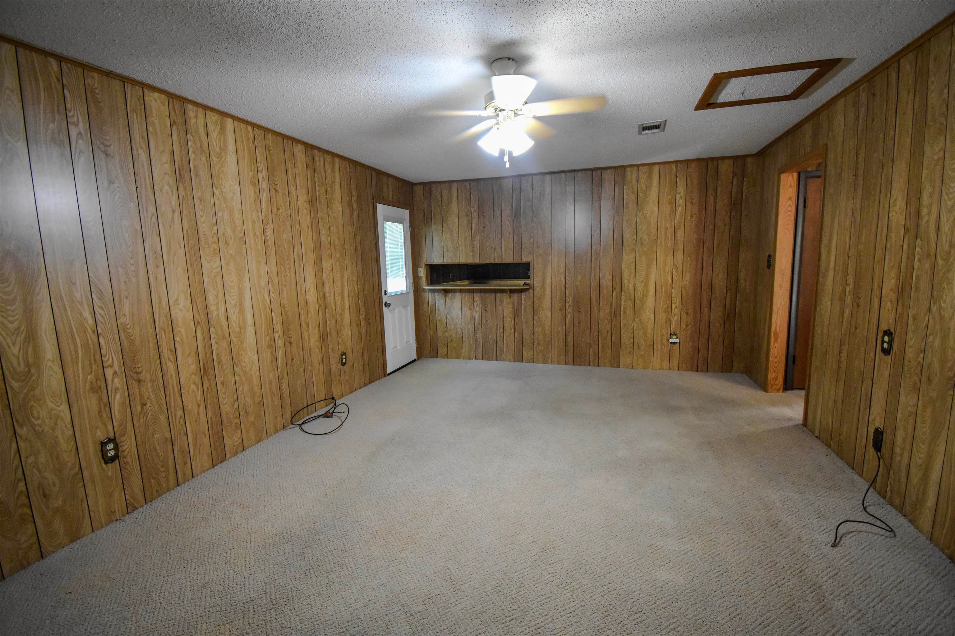 1446 Huntsman Street Orange, TX 77632 - Photo 6 of 38 Gallery Image 6