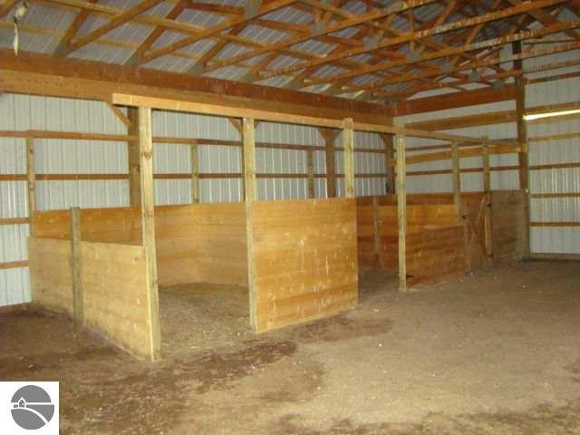 7257 East Hoxie Road Cedar, MI 49621 - Photo 13 of 15 1727249-12.JPG