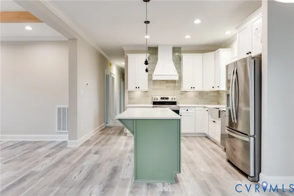 $387,500 | 87 Crittenden Road, Deltaville, VA 23043