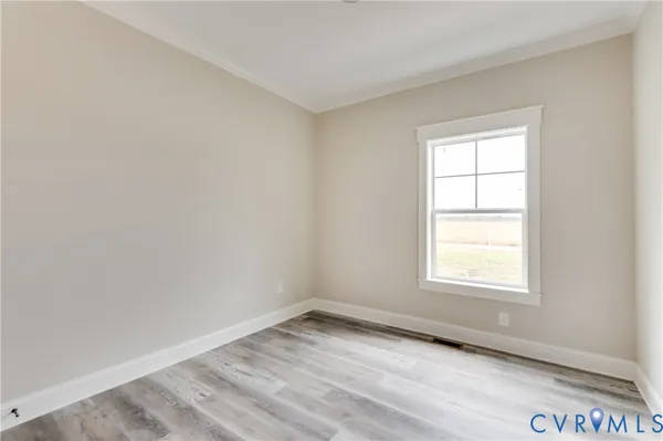 $387,500 | 87 Crittenden Road, Deltaville, VA 23043