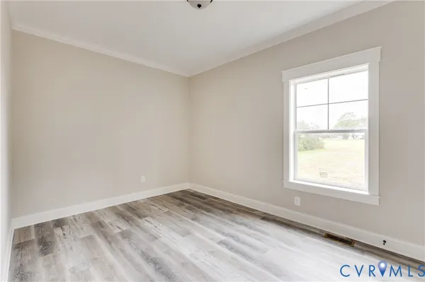 $387,500 | 87 Crittenden Road, Deltaville, VA 23043