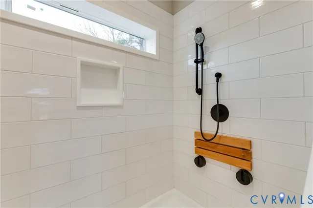 $399,900 | 87 Crittenden Road, Deltaville, VA 23043