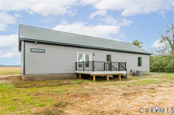 $387,500 | 87 Crittenden Road, Deltaville, VA 23043