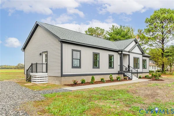 $387,500 | 87 Crittenden Road, Deltaville, VA 23043