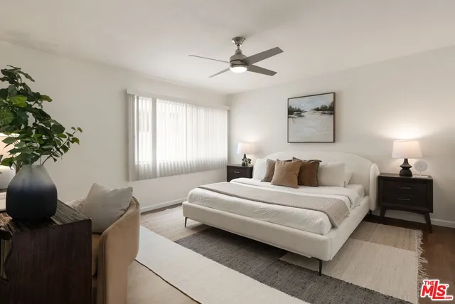 $749,000 | 1416 South Barrington Avenue, Unit 4, Los Angeles, CA 90025