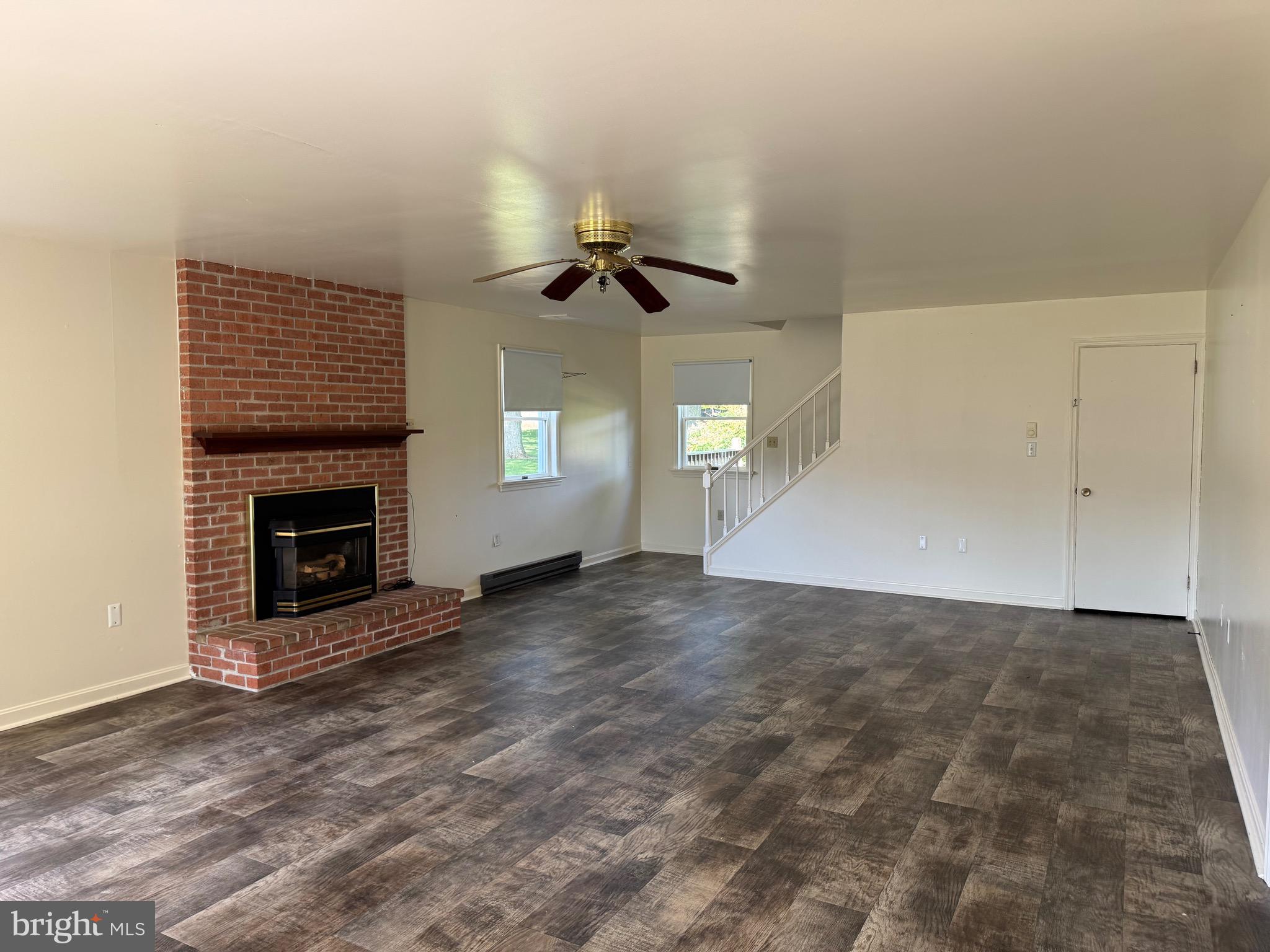 2395 Stumptown Road Bird-in-Hand, PA 17505 - Photo 4 of 25