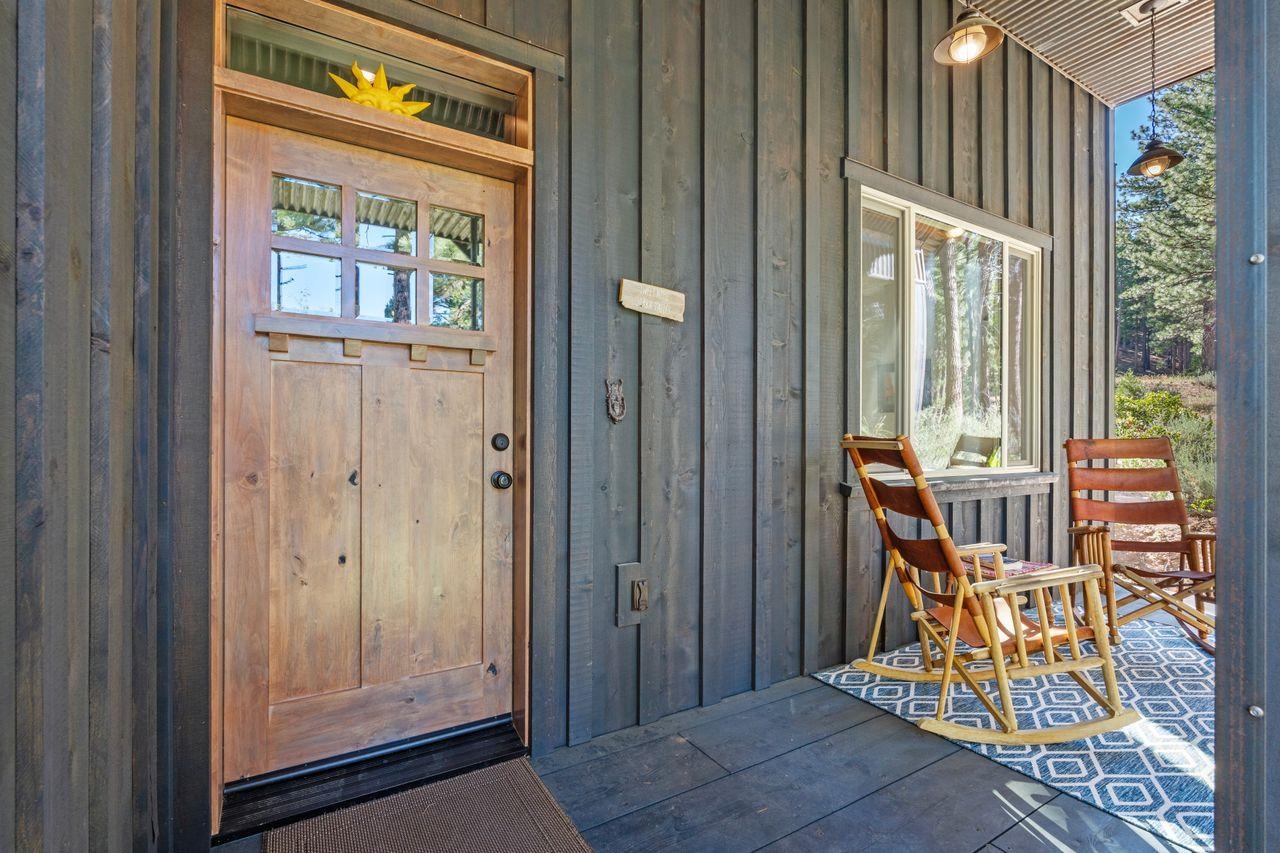 305 Mountain View Road Calpine, CA 96124 - Photo 3 of 28