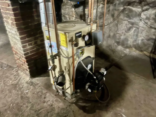 $695,000 | 507 Clay Street, Manchester, NH 03103