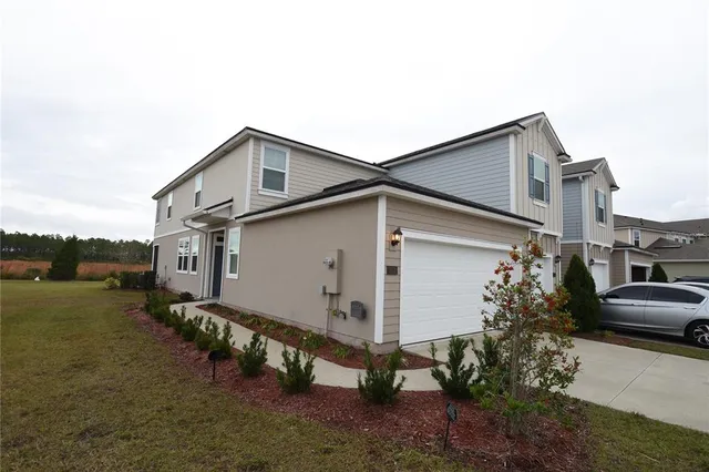 $2,100 | 207 Redbud Road, Palm Coast, FL 32137