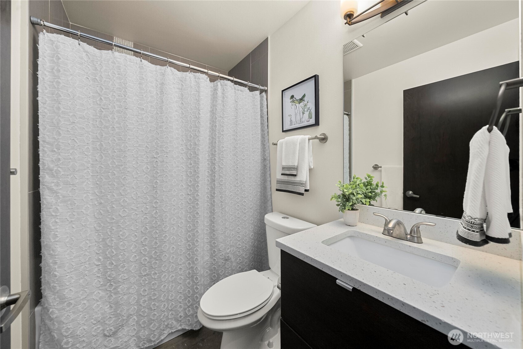 3951 Southwest Oregon Street Seattle, WA 98116 - Photo 5 of 33
